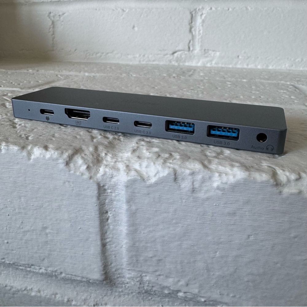 Intpw 8-in-1 Multiport USB-C Hub / Dock